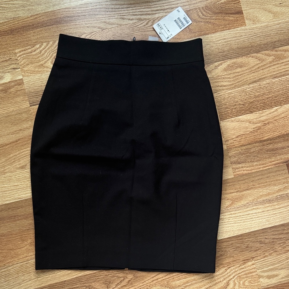 H&M Elegant Black Pencil Skirt